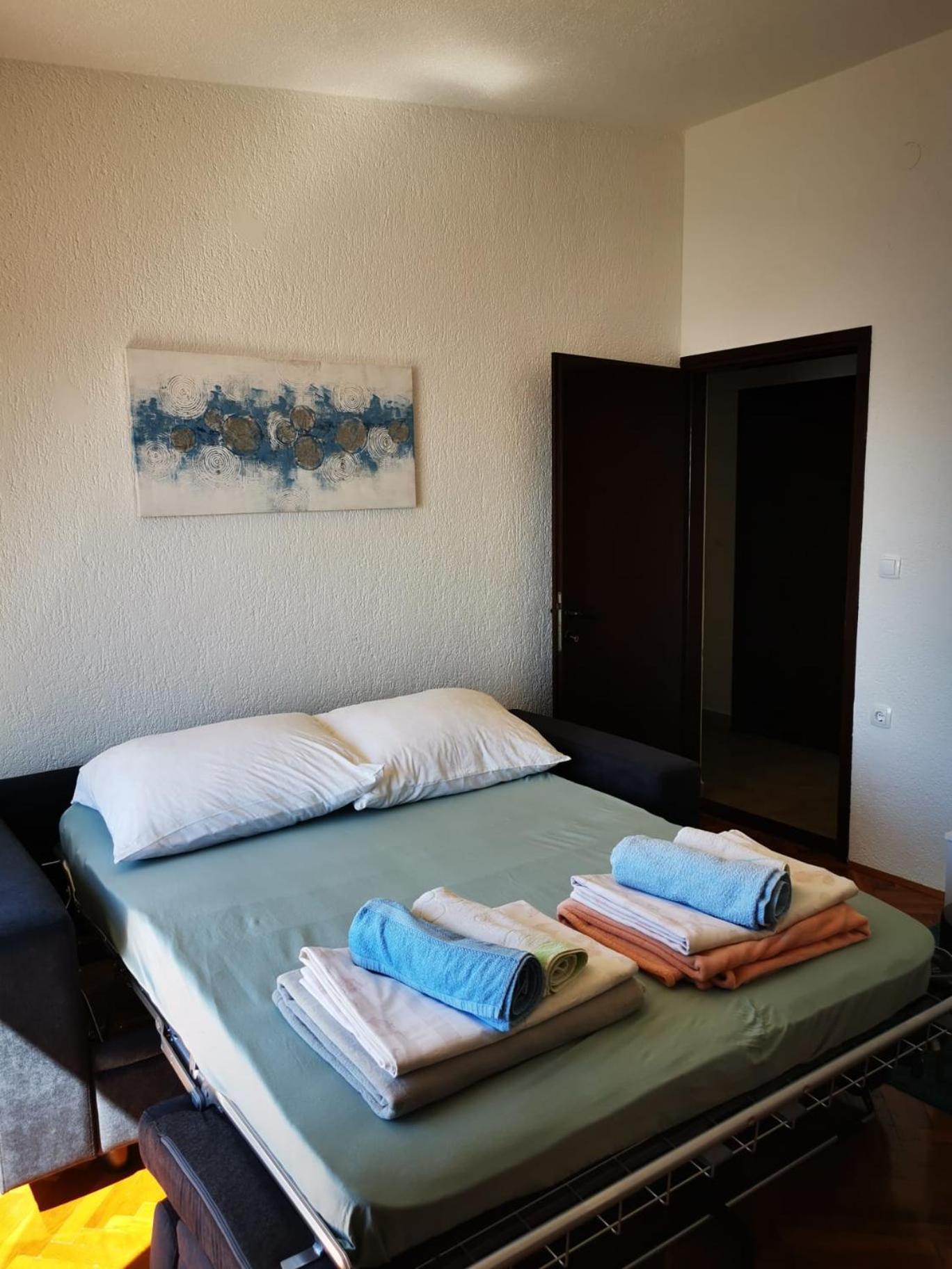 Apartment Ana Сен Екстериор снимка