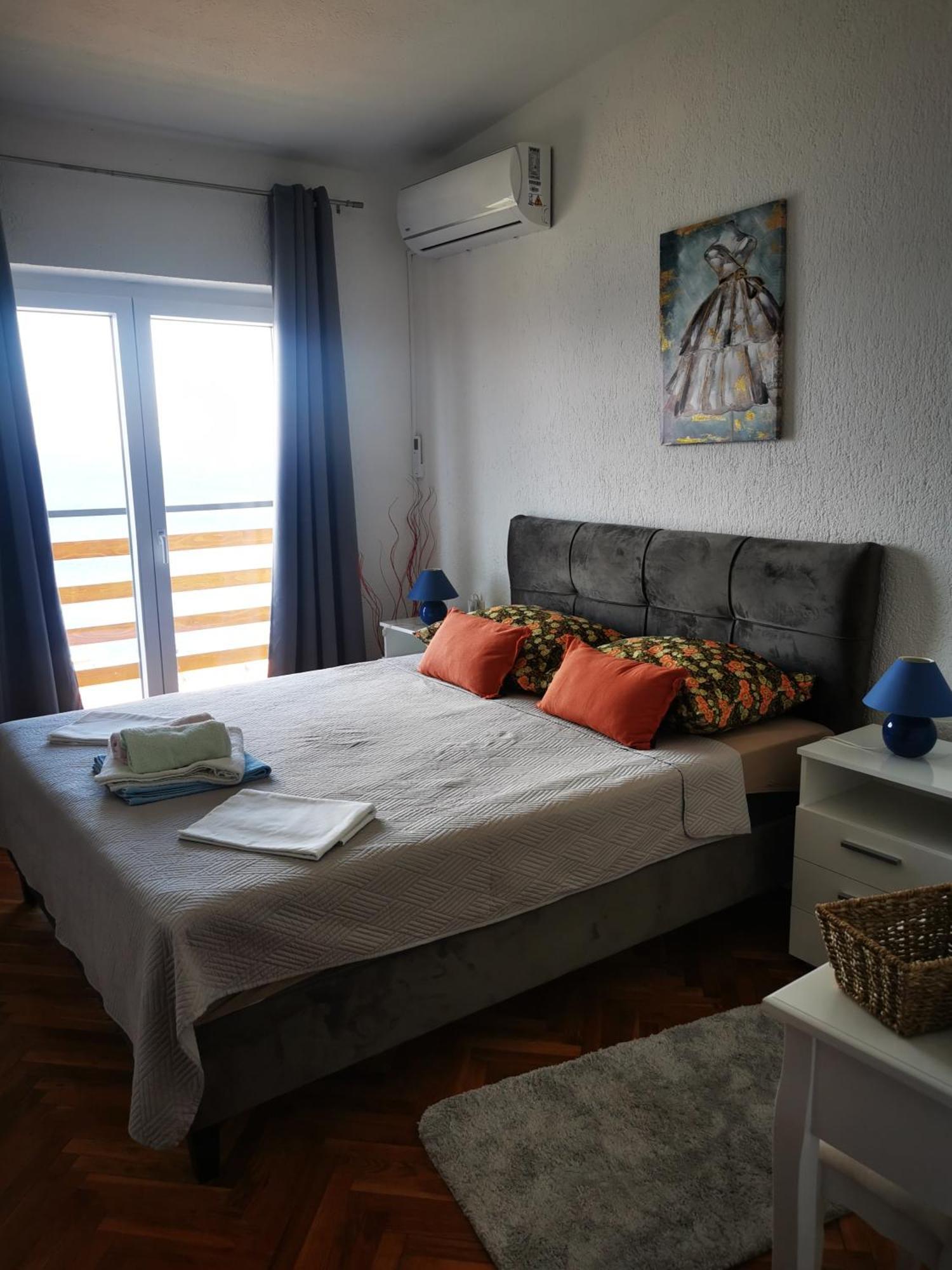 Apartment Ana Сен Екстериор снимка