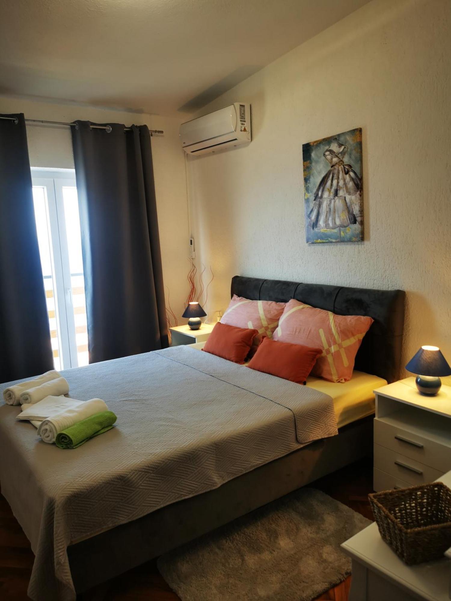 Apartment Ana Сен Екстериор снимка
